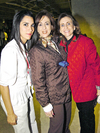 15112009 Aranza Lozada Valenzuela junto a los ex académicos Cynthia y Yaír, durante la inauguración del TSM.