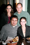 22112009 Cheila y Beto Galindo, Losanger y Blanca Arenas.