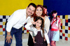 25112009 César y Karina Preciado con Karime Preciado Serrano.