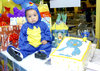 06122009 El pequeño Luis Ángel Dayhec Cital Rosales, celebrando su primer añito de vida.- Érick Sotomayor Fotografía