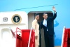 Barack Obama y su esposa Michelle Obama, salen de la Casa Blanca con rumbo a Oslo (Noruega).