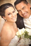 Muy contenta lució la Srita. Verónica Méndez Rangel el día de su boda con el Sr. Ángel Alberto Ayala Mireles.

Estudio Laura Grageda