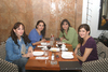 26122009 Deleitan su paladar. Ana María Corrales, Laura Salas, Gina Batarse y Luly Alvarado.
