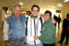 25122009 México. Antonio Monroy y Guadalupe Pámanes fueron recibidos por sus sobrinas Patricia Rosales y Mariana Mora.
