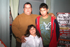 28122009 Carmen Pérez de Hernández con sus hijitos Ricky y Valentina.