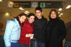 09012010 Egipto. La familia Luna fue despedida antes de emprender su vuelo por Rigoberto y Guadalupe Saracho, Emma Sáenz, Emma y Enrique Luna, y Juan Loera.