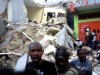El sismo tuvo epicentro a 15 kilómetros (10 millas) al oeste de Puerto Príncipe a una profundidad de 8 kilómetros (5 millas).