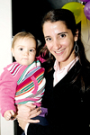 18012010 Daniela Patricia Muñoz Hernández celebró sus diez años de edad como estudiante del Camp, junto a su mamá, Sra. Patricia Hernández Villalobos.