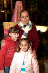17012010 Arturo Ramírez, Karina de Ramírez y su hija Valeria Ramírez.