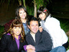 17012010 La feliz cumpleañera en compañía de sus hijas, Tania y Kenya Rodríguez Llanas.