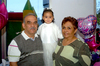 07022010 Como princesa. Tres años de edad cumplió Isabella Rojas Quintero, la acompañaron sus abuelitos Bernardo e Irma Rojas.