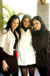 15022010 Aracely Martínez, Karla Dabdoub y Katia Ramírez.