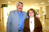 27022010 Cancún. Rocío Regalado y César Villalobos fueron despedidos por su hija Macarena.