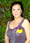 06032010 Guapa y contenta, así lució Helga Lourdes González Ibarra en su fiesta de despedida de soltera.- Sotomayor Fotografía