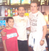10032010 Alex Espinoza González y Mauro Espinoza Tea, junto a Cuauhtémoc Blanco.