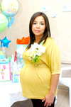 11032010 Daniela Serrano de Ortiz espera el nacimiento de una bebita.