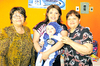 04042010 Muy apuesto lució Matías Azpiazu Serrano en su cumpleaños número uno rodeado de su abuelita María de la Luz Valenzuela, su mamá Silvia Serrano y su abuelita Mayela Estrada.
