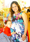 04042010 Gabriela junto a su hija Kitzia Quintero.