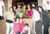 18042010  Tere Monroy de López disfrutó su cumpleaños rodeada de un grupo de amigas.