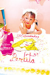 19042010 Perla Guadalupe Rangel Ríos lució muy linda en su fiesta de tres años de edad, la que fue decorada con la muñeca Barbie, su personaje favorito.
