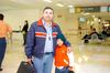 04052010 México. David Vázquez y su hijito regresaron a casa, después de algunos días de ausencia.