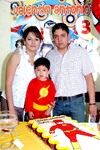 13052010 Valentín Antonio González Delgado fue festejado al cumplir tres años de vida por sus papás Fabiola Delgado Varela y Alejandro González Rivera.