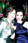13052010 Mayela de Olivares y su hija Renata.
