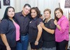 30052010 La feliz cumpleañera acompañada por su mamá, María Guadalupe Quiroz, sus hermanas, Claudia y Gaby Llanas y su esposo Alfonso Serna.