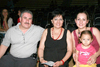 06062010 Andrés Castañeda, Goretti Argüello, Dafne Castañeda de Ramírez y la pequeña Chantal Ramírez.