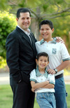 20062010 Miguel Ángel en compañía de sus hijos Miguel Ángel y Ángel Alejandro.