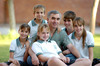 20062010 Eduardo, feliz papá de dos hombres y tres mujeres: Lalo, Consue, Susy, Lore y Neto.