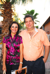 29062010 Guadalupe Mesón y su esposo Yamil Milán.