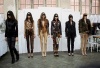 Colección Otoño-Invierno 2010/11 de Christophe Josse durante la Semana de la Moda de Alta Costura en Paris, Francia.