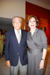07072010 Héctor Garza y Cristina Rosas asistieron a un evento cultural realizado en el Teatro Isauro Martínez.