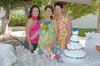 08072010 Carolina de la Garza de Canales en compañía de las anfitrionas de su festejo: Irene Robles y Sara de la Garza.