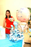 10072010 Brenda Viesca el día de su fiesta de canastilla con motivo del cercano nacimiento de un bbé, que será niño.