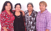 13072010 Concepción, Carmen y Lolis en una comida ofrecida recientemente en honor de Rebeca Rivas  Martínez.