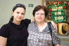 16072010 Despiden. Carmen Rendón y su mamá Marlene Mancha.
