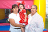 31072010 María Fernanda el día de su fiesta de tres años de edad junto a sus abuelas Juana Moreno y Rebeca Bañuelos.