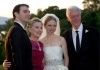 Chelsea Clinton, y Marc Mezvinsky tras la ceremonia nupcial en Astor Courts en Rhinebeck, Nueva York.