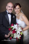 Dra. Jeanette Flores Luévanos, el día de su boda con el Dr. Darío Barrera Puente.