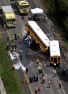 El accidente en el que un autobús terminó montado sobre otro, ocurrió a unos 65 kilómetros de St. Louis.