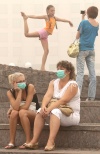 Autoridades sanitarias recomendaron a la población permanecer el mayor tiempo posible en el interior de inmuebles por la alta concentración de tóxicos en el aire.