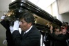 El cuerpo de Cantoral (1935-2010) fue trasladado desde Toluca, donde falleció de un infarto.