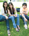 18082010 Mariely Romo, Cristina Bada y Ale Torres.