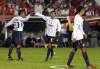 Entre buena suerte, garra y errores del rival, las Chivas se salvaron del gol del Inter en el primer tiempo.