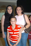 24082010 Jatziry Uribe Menchaca junto a Juanita de Uribe y Martha de Dávalos.
