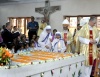 La sede allí de las Misioneras de la Caridad acogió una misa especial en recuerdo de la monja ante unos mil fieles.