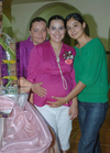 26082010 Valeria y Vianey Flores, y Blanca Ortiz.