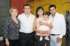 11092010 El pequeño Aram Santiago acompañado de sus padres Patricia Madero y Rubén Ornelas e Itzia Ornelas y José Madero.